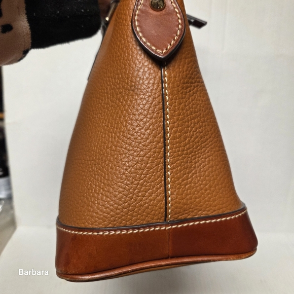 Dooney & Bourke Darcy Carmel 2-Tone Pebble Grain Leather Medium Dome Satchel - Picture 3 of 16